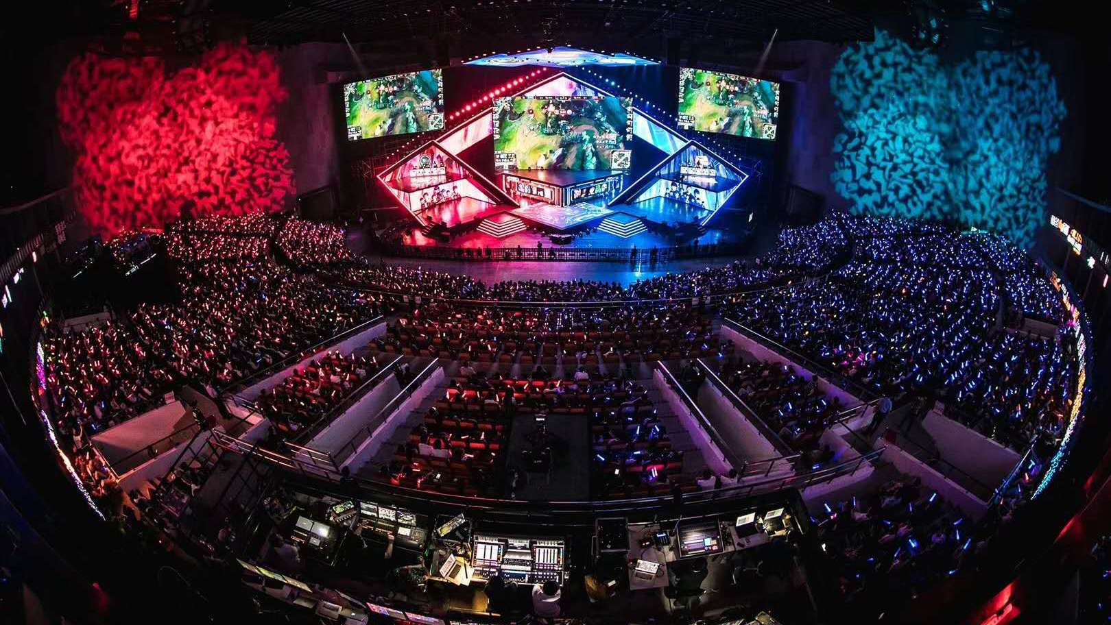 AL战队逆转FPX，组内赛排名跃升第二，再创佳绩